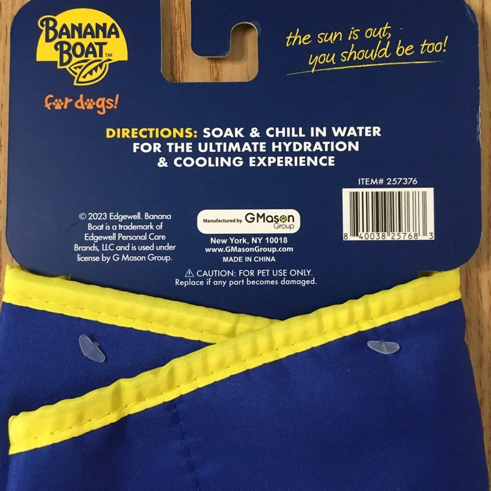 New Doggie Banana Boat Cooling Bandana One Size Fits Most Soak & Chill in Water